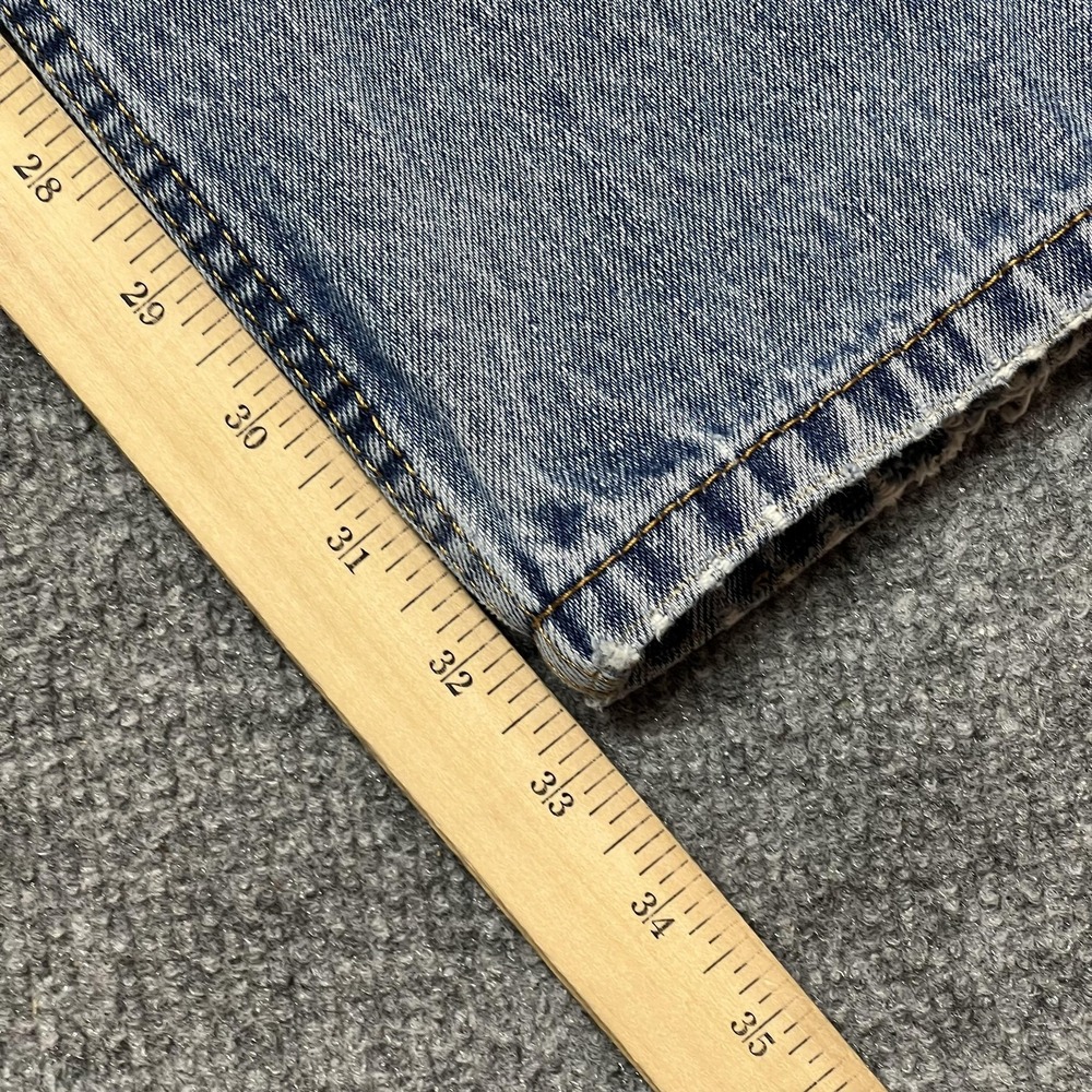 Levis 550 Jeans Mens 36x34 Blue Light Wash Relaxed Tapered Denim Pants Casual - Picture 16 of 16